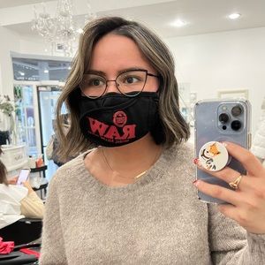 Meet your Posher, Monica